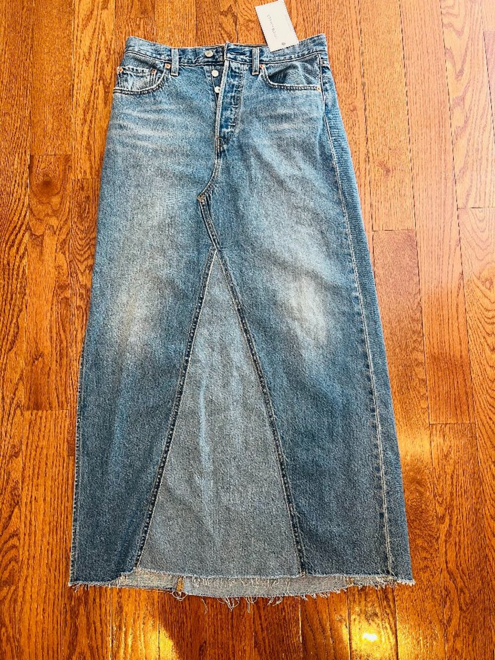 Levi's Premium Side Slit Icon Long Skirt BRAND NEW with tags Size 27